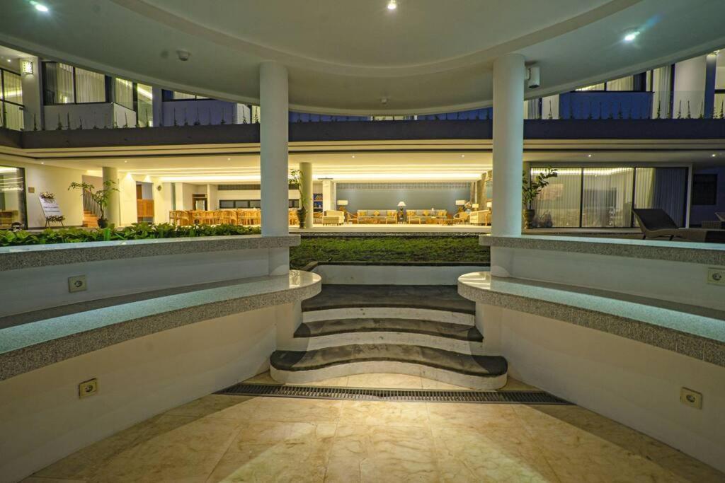 Ungasan Grand Villa Uluwatu מראה חיצוני תמונה